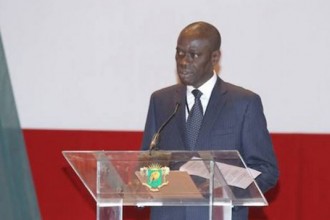 Côte dÂ’Ivoire : Le Gouverneur de Yamoussoukro ayant outrepassé son rôle échappe à  un lynchage !